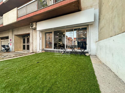 Fonds de commerce - 52 m²