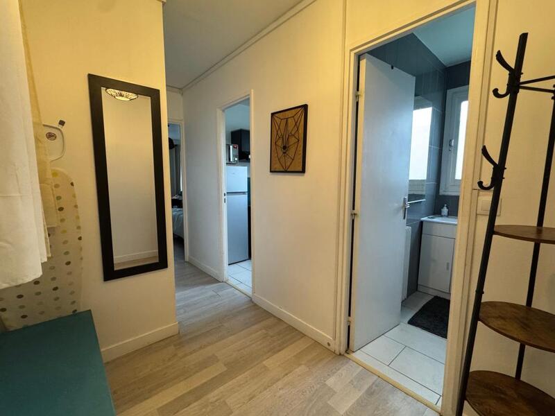 Studio - 30 m² - 1 pièce