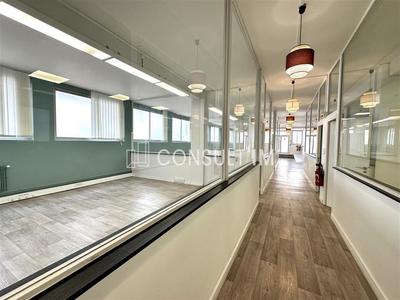 Bureau - 440 m²