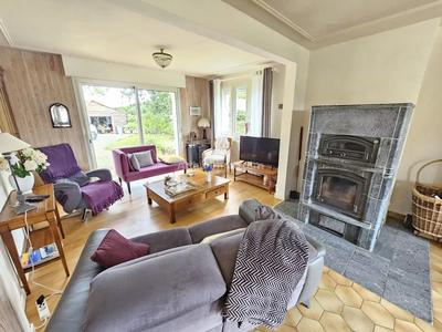 Maison - 143 m² - 5 pièces