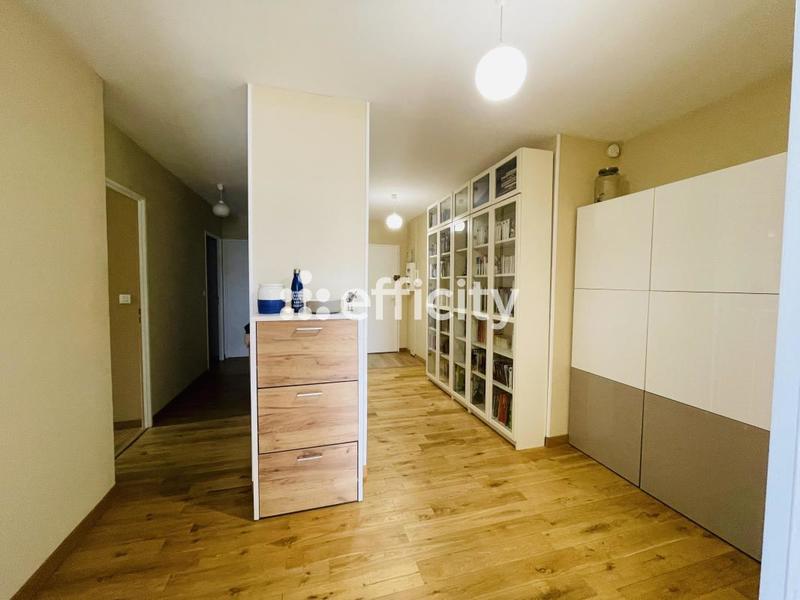 Appartement - 113 m² - 5 pièces