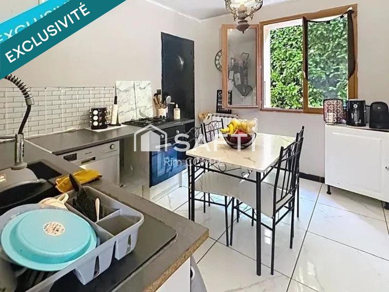 Maison - 90 m² - 5 pièces