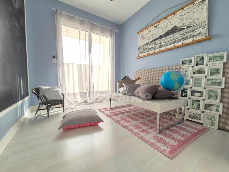 Maison - 170 m² - 5 pièces