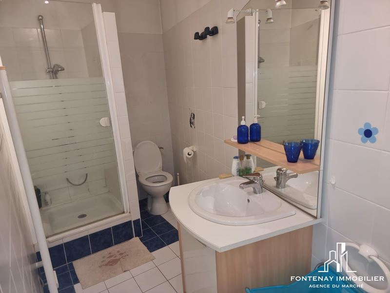 Maison - 385 m² - 10 pièces