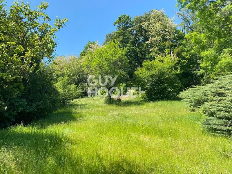 Maison traditionnelle - 193 m² - 9 pièces