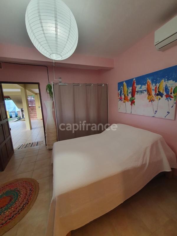 Maison - 163 m² - 6 pièces