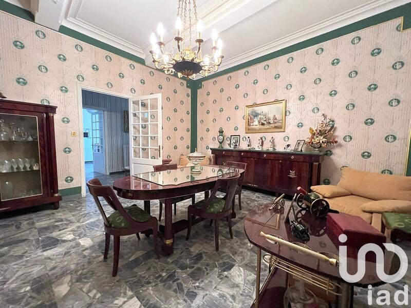 Maison de village - 320 m² - 15 pièces