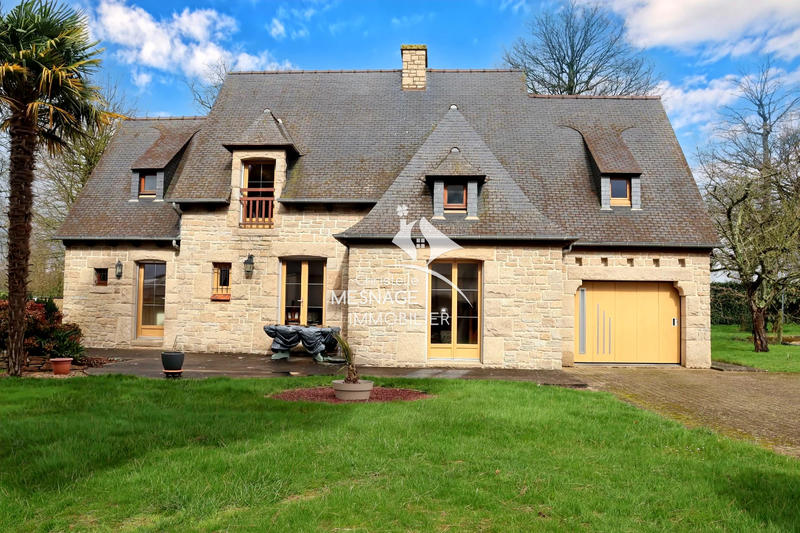 Maison - 135 m² - 7 pièces