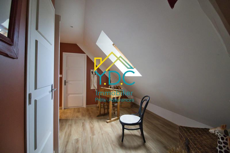 Maison - 162 m² - 8 pièces