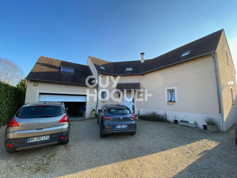 Maison - 140 m² - 8 pièces