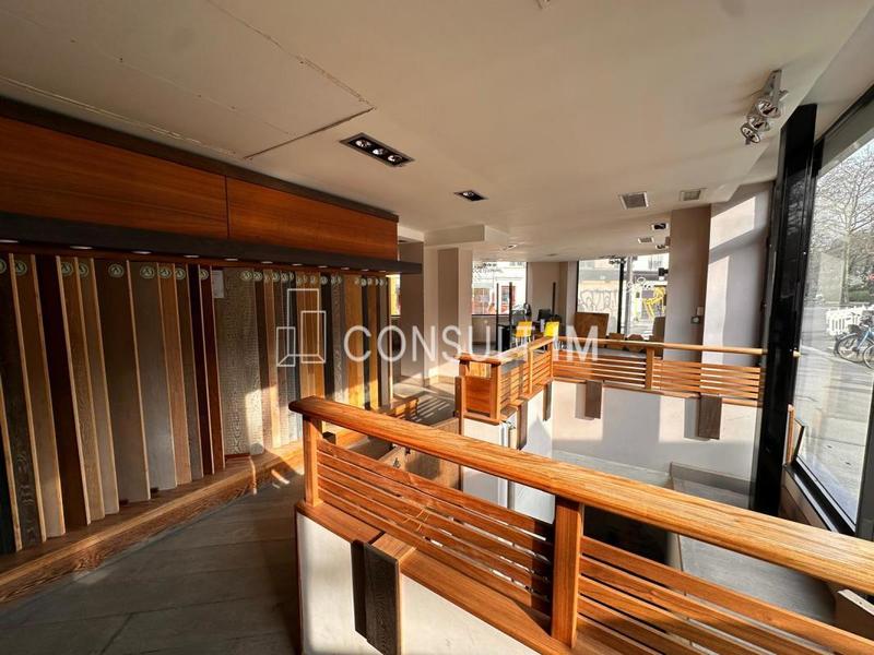 Local commercial - 123 m²