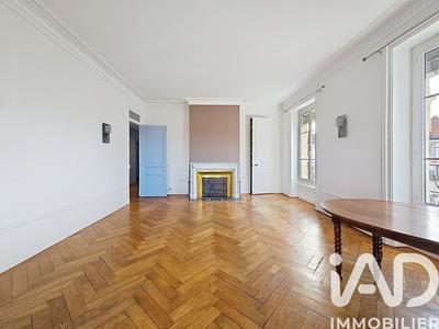 Appartement - 121 m² - 4 pièces