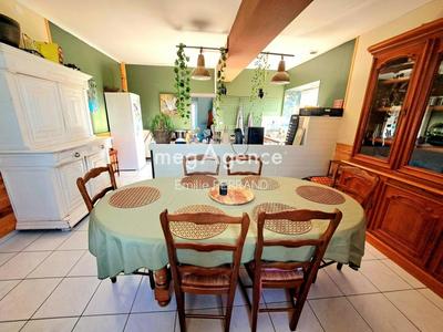 Maison - 140 m² - 7 pièces