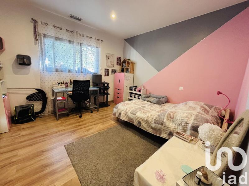 Maison - 411 m² - 5 pièces