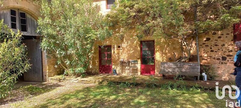 Maison - 650 m² - 15 pièces