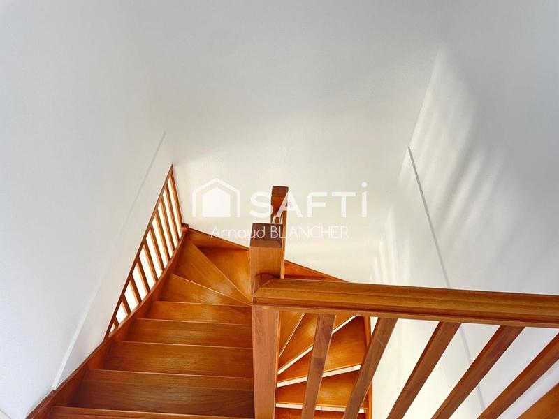 Maison - 83 m² - 4 pièces