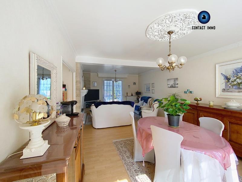 Maison traditionnelle - 200 m² - 7 pièces