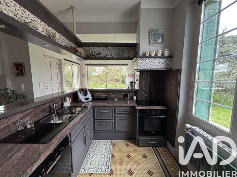 Maison - 291 m² - 7 pièces