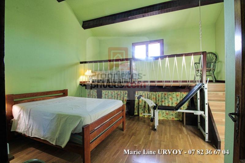 Maison - 140 m² - 7 pièces