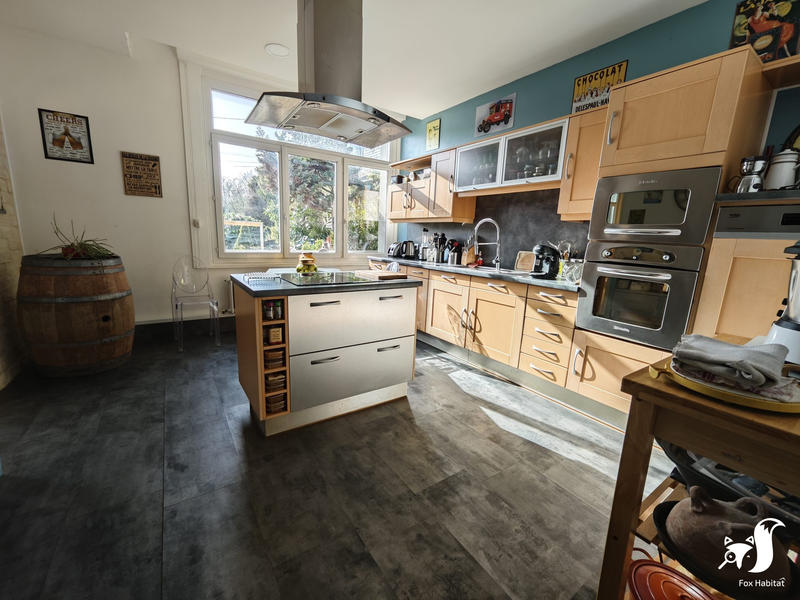 Maison - 321 m² - 7 pièces