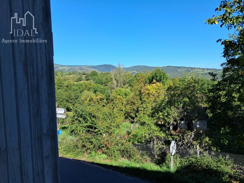 Maison - 226 m² - 12 pièces