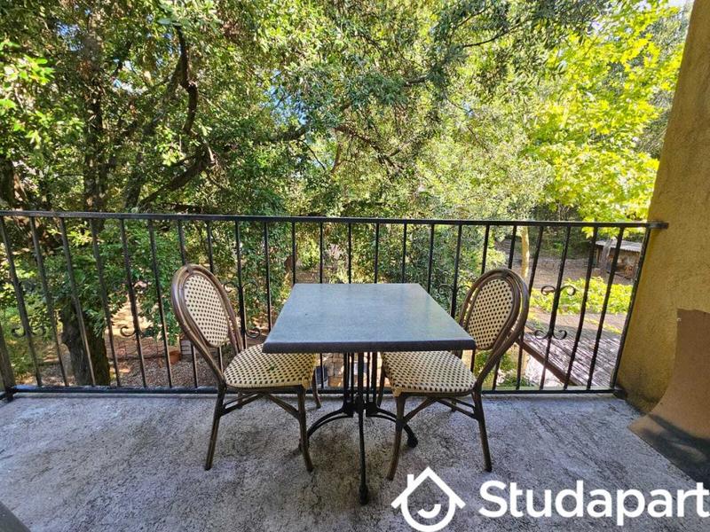 Chambre - 12 m² - 1 pièce