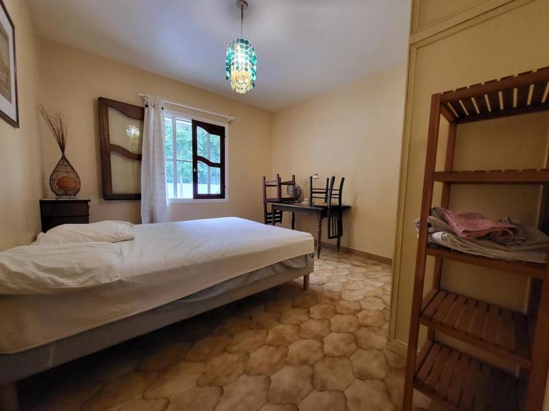 Villa - 292 m² - 9 pièces