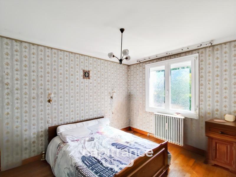 Maison - 94 m² - 6 pièces