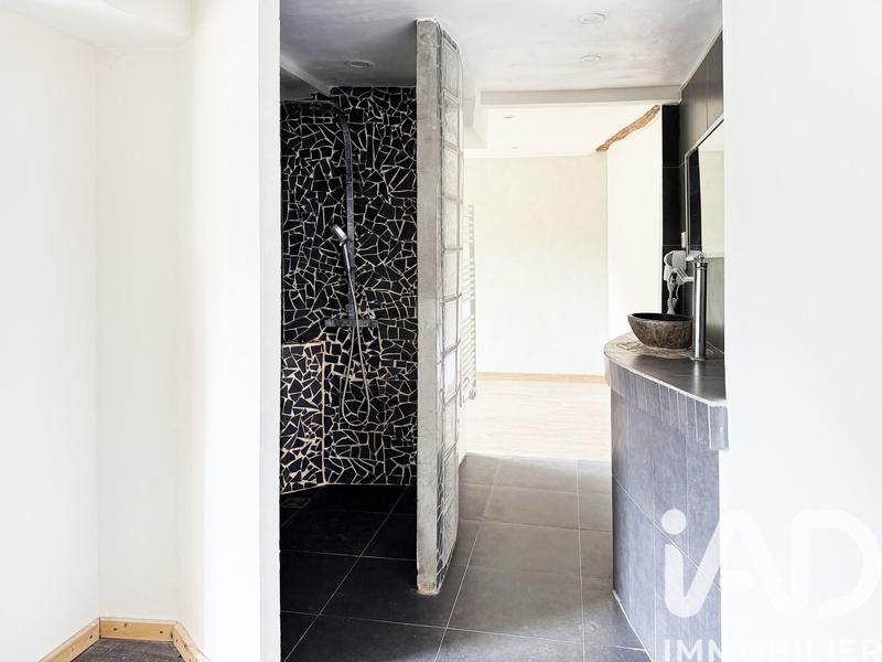 Maison de village - 90 m² - 6 pièces