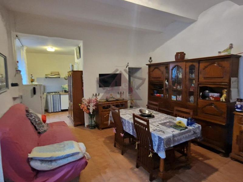 Immeuble - 98 m² - 5 pièces