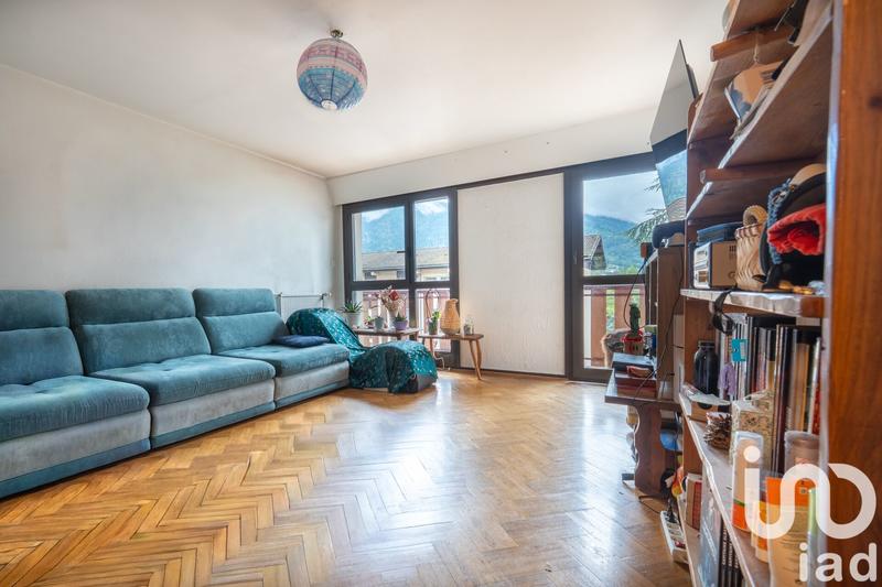 Appartement - 81 m² - 4 pièces