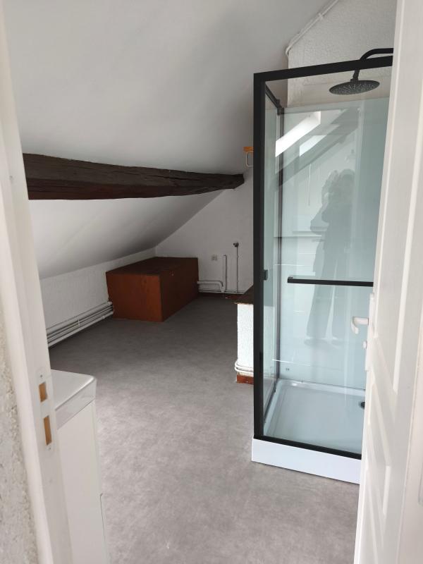 Studio - 28 m² - 1 pièce