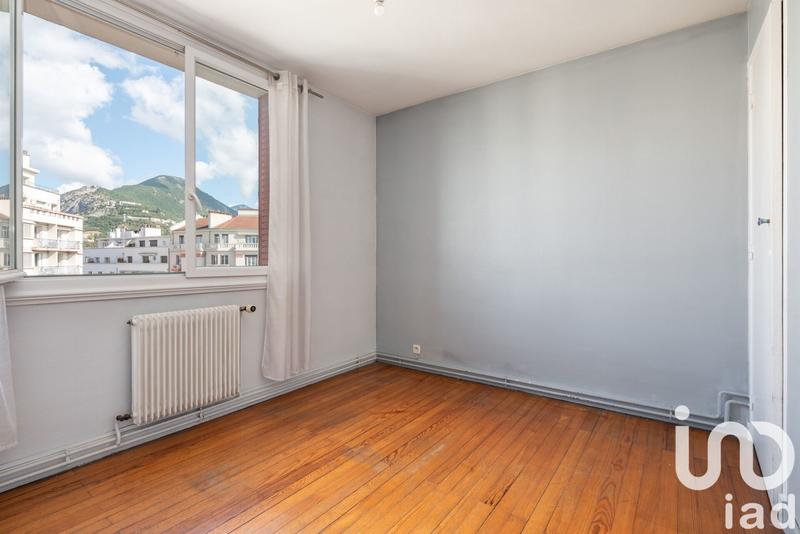 Appartement - 85 m² - 4 pièces