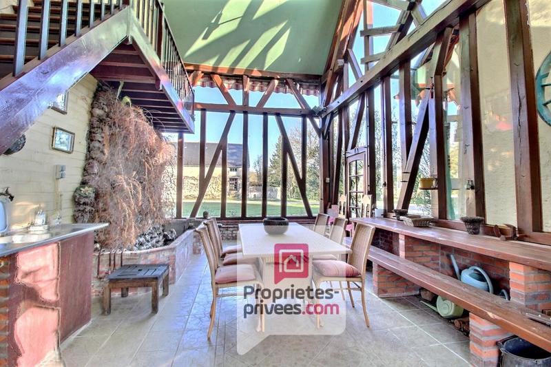 Propriété - 480 m² - 15 pièces