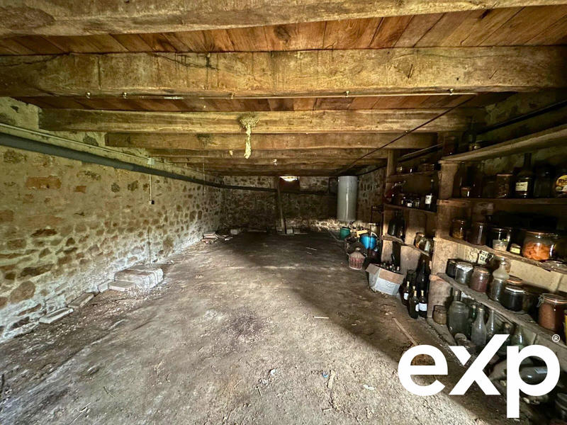 Maison traditionnelle - 75 m² - 2 pièces