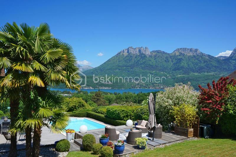 Demeure - 234 m² - 6 pièces