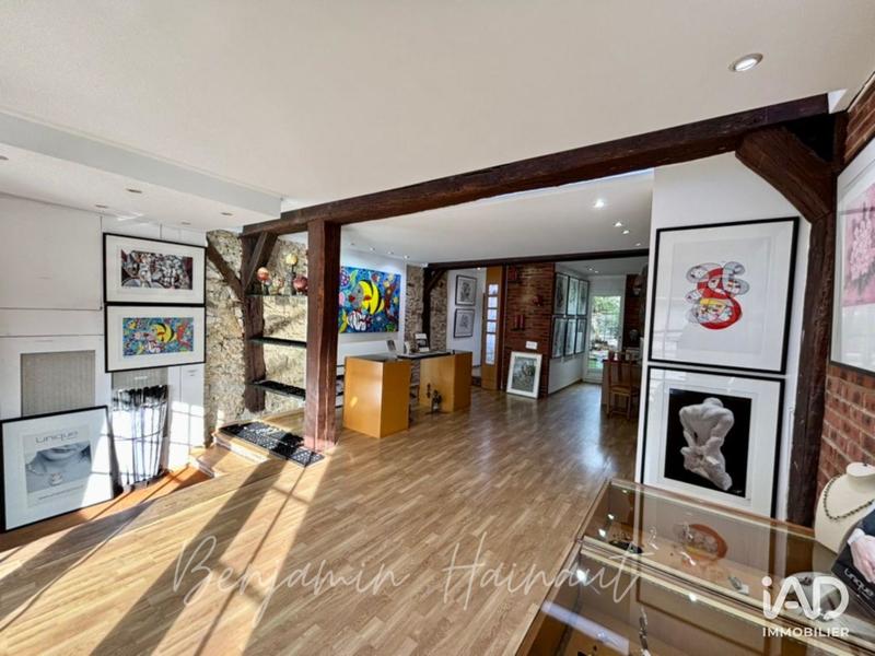 Local commercial - 240 m²