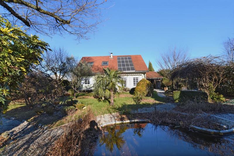 Maison - 180 m² - 6 pièces