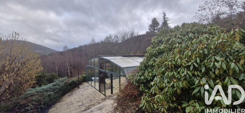 Maison - 180 m² - 10 pièces