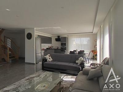 Maison - 145 m² - 6 pièces