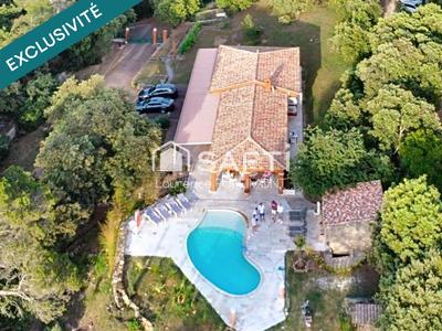 Maison - 150 m² - 5 pièces