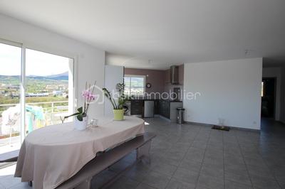 Maison traditionnelle - 171 m² - 7 pièces