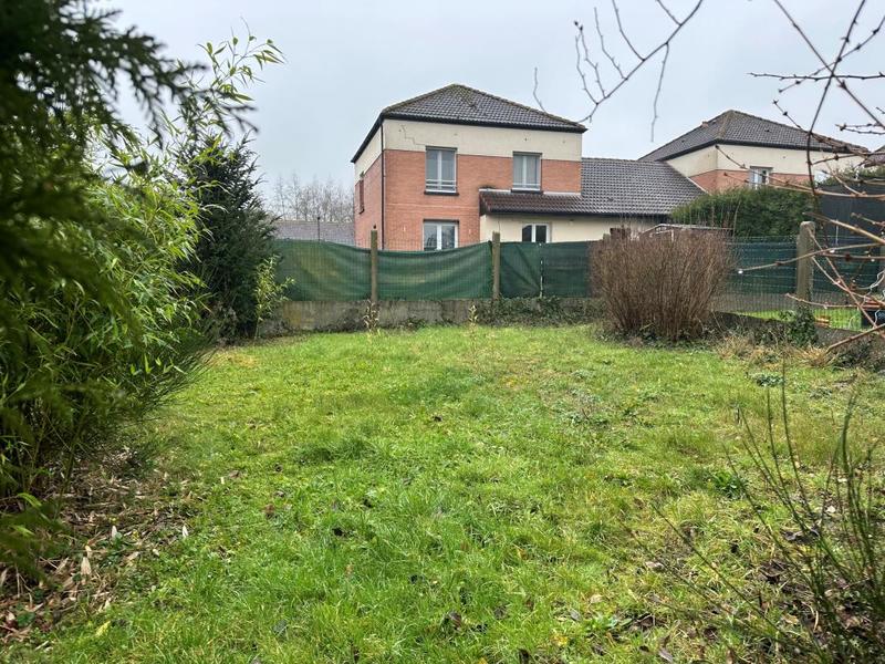 Maison - 90 m² - 3 pièces