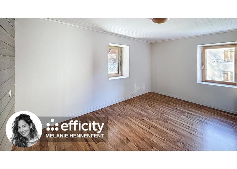 Appartement - 160 m² - 6 pièces