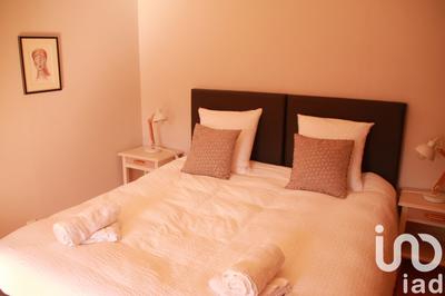 Maison - 340 m² - 9 pièces