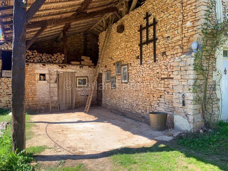 Maison en pierre - 132 m² - 5 pièces