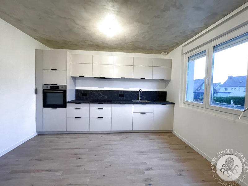 Maison - 76 m² - 4 pièces