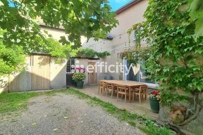 Maison en pierre - 175 m² - 7 pièces