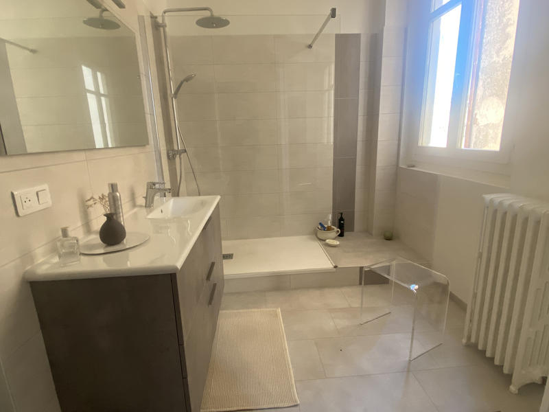 Appartement - 114 m² - 6 pièces