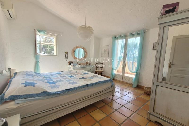 Maison - 200 m² - 4 pièces